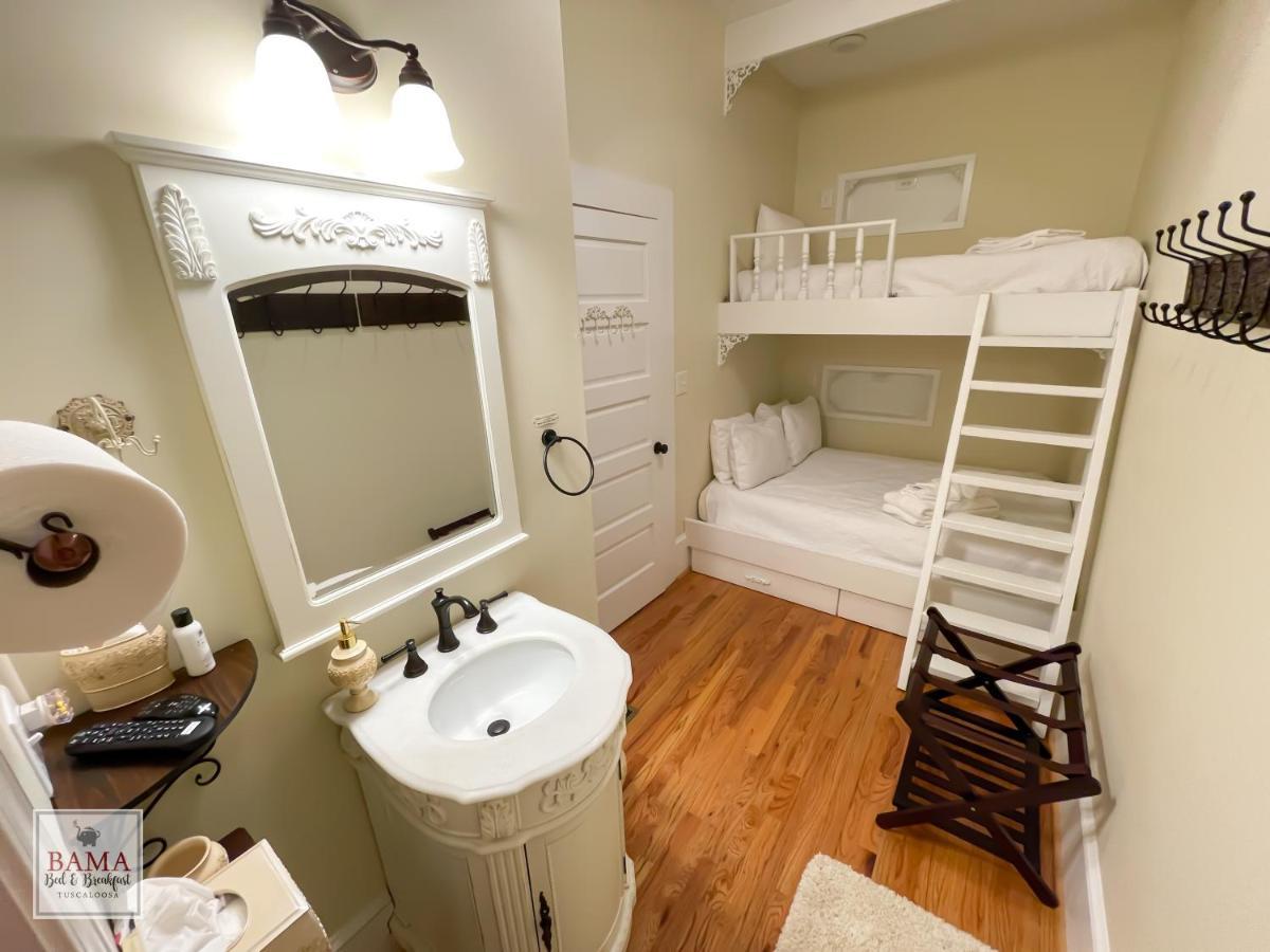 Bama Bed And Breakfast - Magnolia Family Suite Tuscaloosa Exterior photo